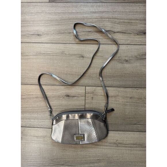 Relic Clutch With Crossbody Strap Purse Women’s Bag Small Event - Picture 1 of 3